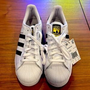 Adidas Superstar Sneakers